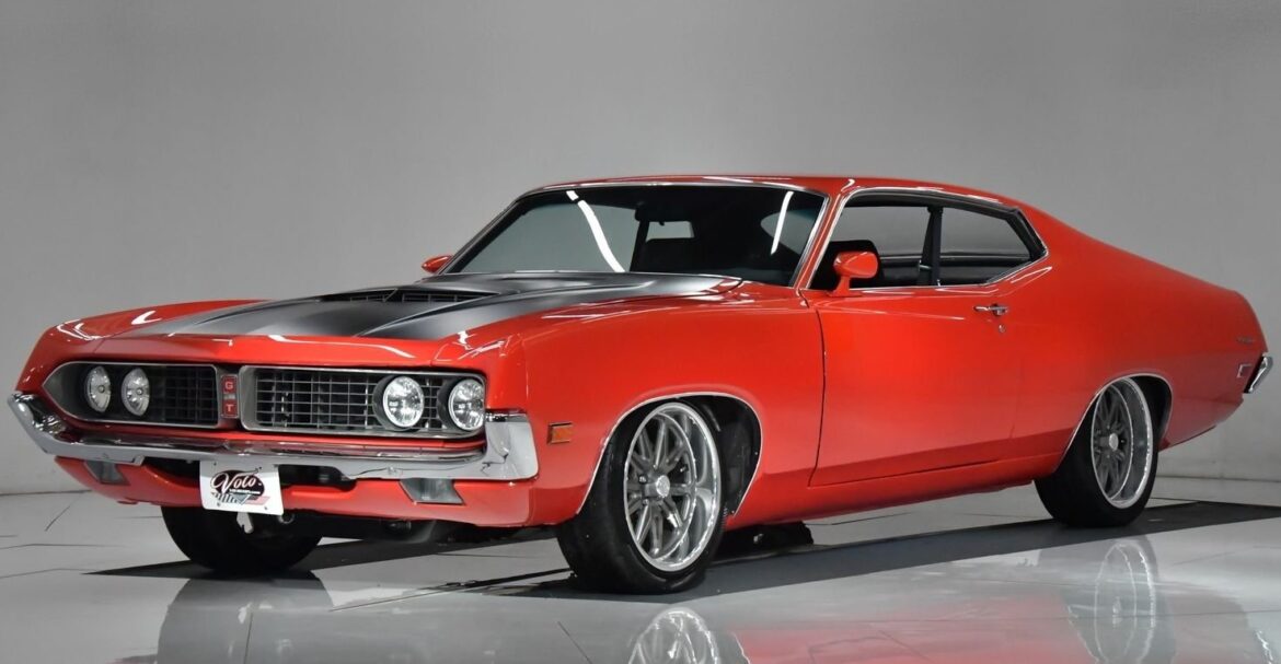 A 1970 Ford Torino GT Restomod with 350 hp 5.8 L V8