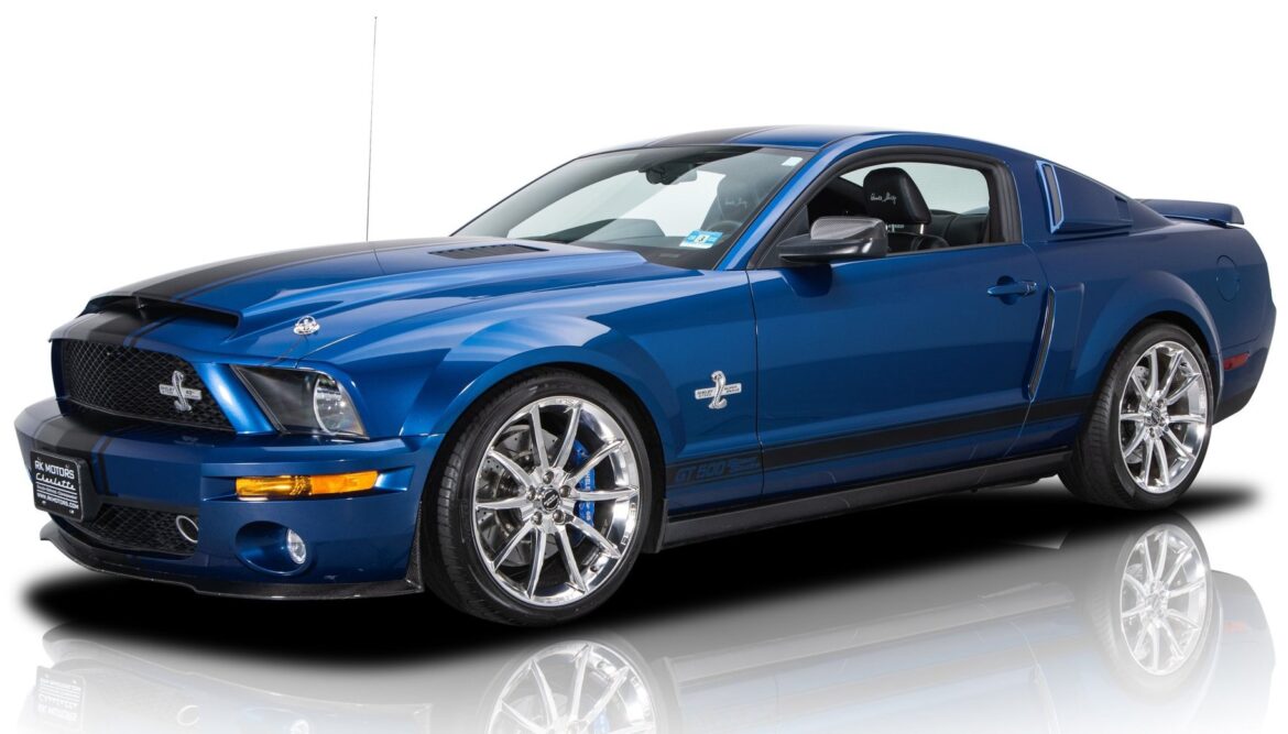 Ford Mustang Shelby GT500 Super Snake with 725hp Bell Supercharged V8