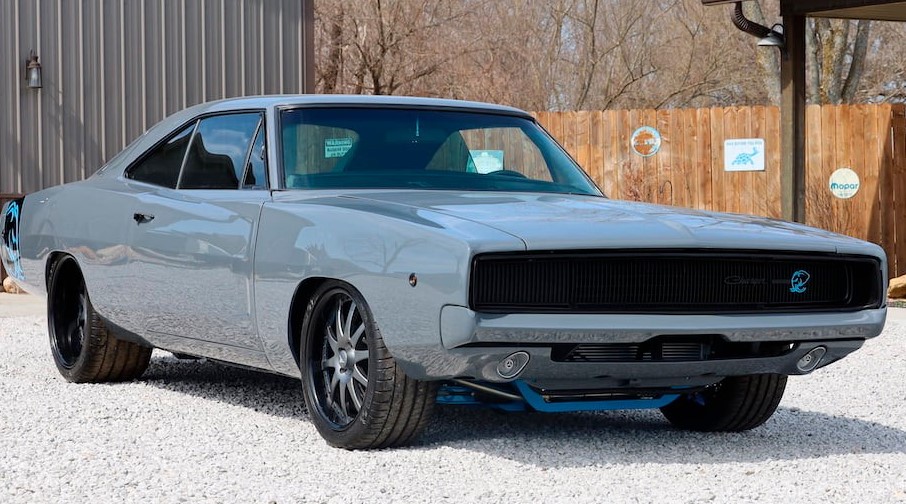 This ’68 Dodge Charger ‘Dumbo’ Packs a 1000hp Hellephant 7.0L Supercharged V8