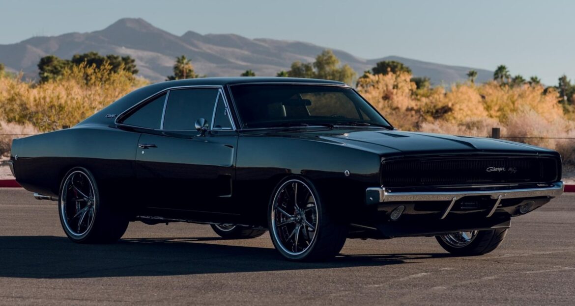 This 1968 Dodge Charger Packs a 470hp 6.4L HEMI V8 Under it’s Mean Looks